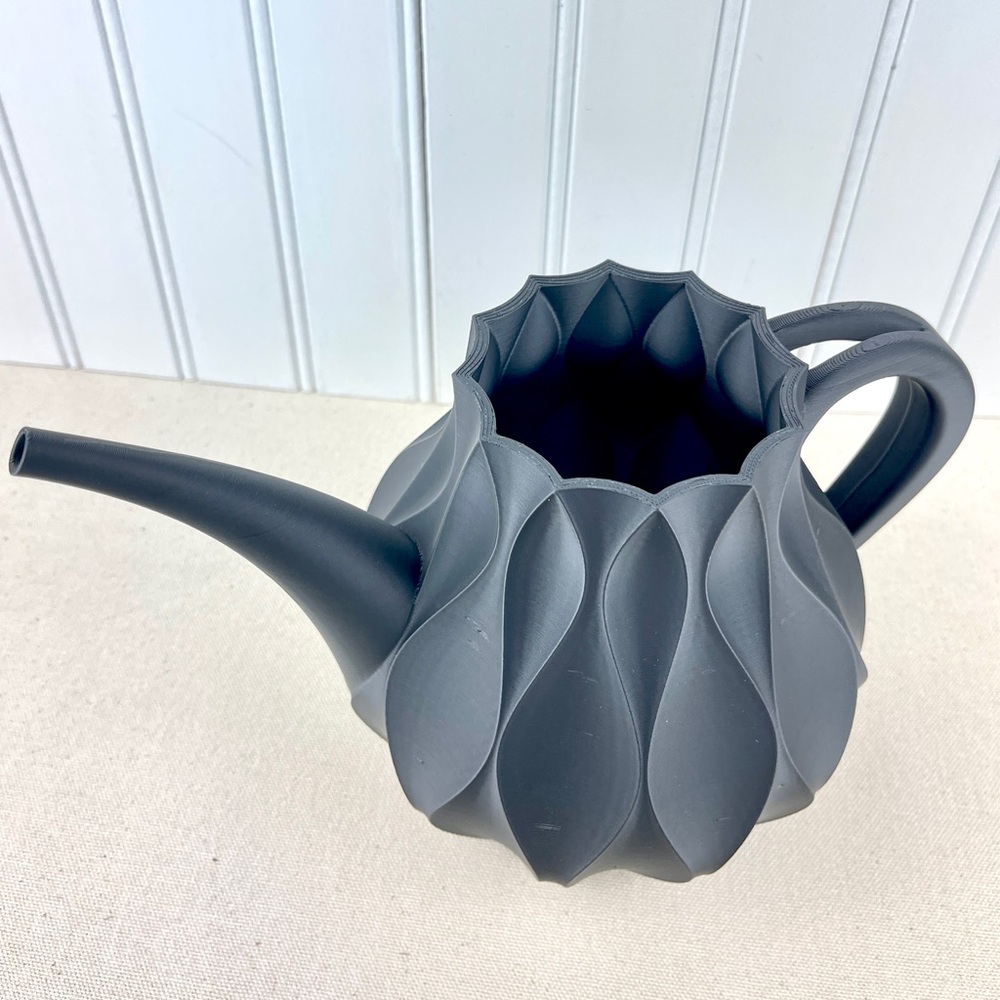 Indoor Watering Can, Abyssal Watering Can, Modern Watering Can - Picture 5 of 9